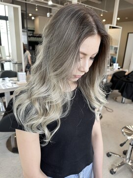 リア 近鉄八尾店(Lia) バレイヤージュ