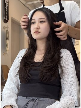 スリー(three) レイヤーカット