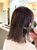☆髪質改善ブリーチ ラベンダーベージュ/切りっぱなしボブ
