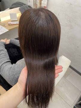 エクラートリアーラ 藤沢店(ECLART Reala) マロンブラウン