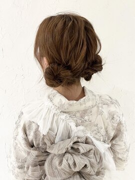 バサラ 大阪梅田店(VASARA) ツインお団子ヘア