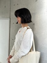 リバレッジ 白金(Leverage) 大人外国人風ウェーブフラットボブ:Kaede Kotaki