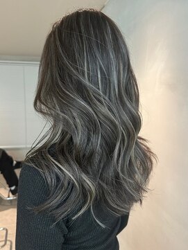 ヘアーサロングランデ(HAIR SALON GRANDE) ハイライトカラーミルクティーベージュレイヤーカット