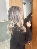 キオク(KIOX) シャドールーツ/シルバー/ホワイトブロンド