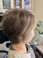 ジェルム ヘアーワークス(germe hair works)&nbsp;白髪ぼかしカラー×短すぎないショートスタイル