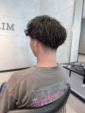 シャドウパーマ