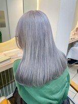 テトラ バイ ネオリーブ 横浜西口店(tetra by neolive)&nbsp;ホワイトシルバーブリーチカラーハイトーン横浜N