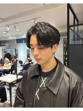 アンダーバーホワイト(_WHITE) センターパート