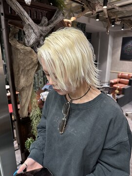 レイブンズ(Ravens) ブロンド／ウルフ