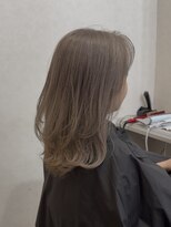 アンダーバーホワイト 広島 本通店(_WHITE)&nbsp;透明感ハイトーン/ブリーチ/グレージュ/ミルクティー