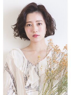 ペレ(pele) 【自由が丘pele】ミニマムボブ くせ毛風パーマ イルミナカラー