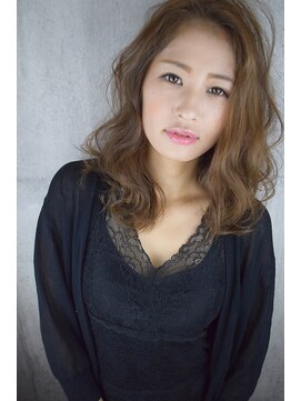 サロン デ レヴィ(salon des revie) 【revie 狭山市】艶髪ウォームベージュ