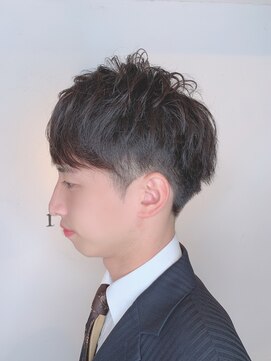 ロディーナ 大口 新子安(rodina) 【スーツにも合う!】２way刈り上げショートツーブロック20代30代