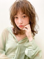 ネオリーブ チロル 横浜西口店(Neolive CiroL.)&nbsp;ナチュラルレイヤー　細めハイライト柔らかベージュ