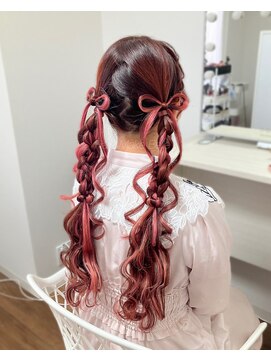 ベル(belle) リボン×ツイン編みおろし（こだわりヘアセット）