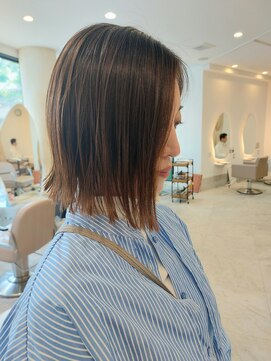 カムバイネオリーブ 溝の口店(Cam by neolive) ☆ピンクベージュ・きりっぱなしボブ☆