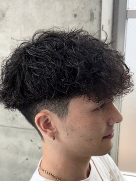 フィフス(fifth) スペインカール×ハイウェイトマッシュで爽やかな印象に