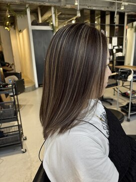 インク(inc) ハイライト/ベージュカラー/レイヤーカット