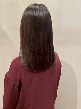 髪質改善ストレート アッシュベージュカラー 透明感カラー 20代