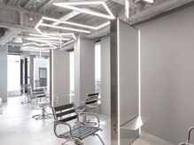 アーバンスタジオトウキョウ 下北沢店(URBAN STUDIO TOKYO)の雰囲気（Wi-Fi設備やお客様用充電器完備。ドリンクサービス有り）