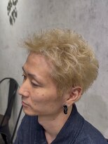 アポロ 横浜駅店(apollo)&nbsp;MEN’S HAIR/サーフカール/刈り上げセンターパート/ブリーチ
