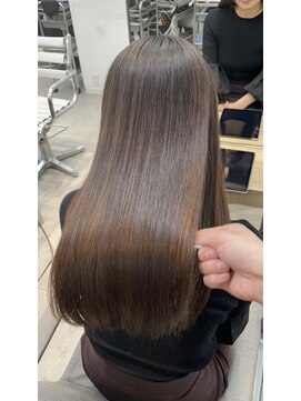 エラ(Ella) Japanese straight×髪質改善 王道艶ストレート