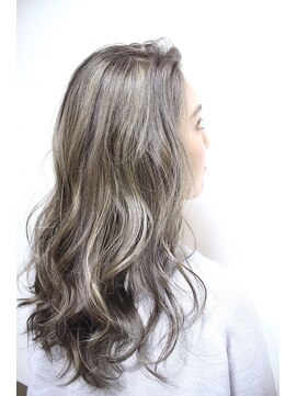 アトリエ R(atelier R) グレージュ×イルミナカラー