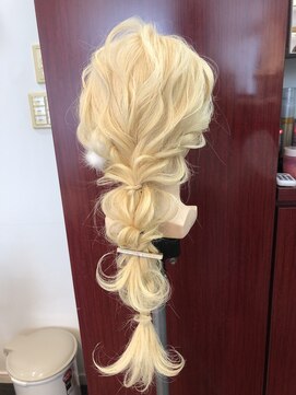 ビューティーサロン スター(Beauty salon STAR) 【ヘアセット】編みおろし