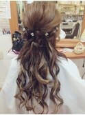 くるりんぱでツイストゆるふわヘアセット