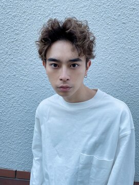 カゼ ダイカンヤマ Kaze DAIKANYAMA スクラッチパーマ★セパレート