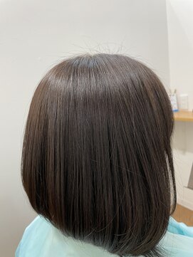 ヘアーサロン やわらぎ 艶ボブ