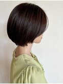 直毛さんでも大丈夫!丸みが可愛いショートボブ/ヘルシースタイル