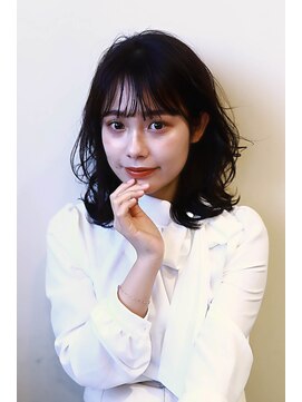 ナイアン(naian) ゆるっとミディアムレイヤー