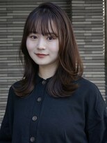 ガーデン オオタカノモリ(garden otakanomori)&nbsp;艶感たっぷり大人の柔らかひし形くびれ外ハネミディ×前髪あり