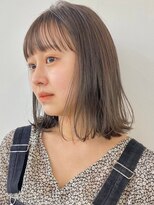 ノイカーム(noi Calm) 顔周りレイヤーカットくびれヘアミルクティーベージュカラー