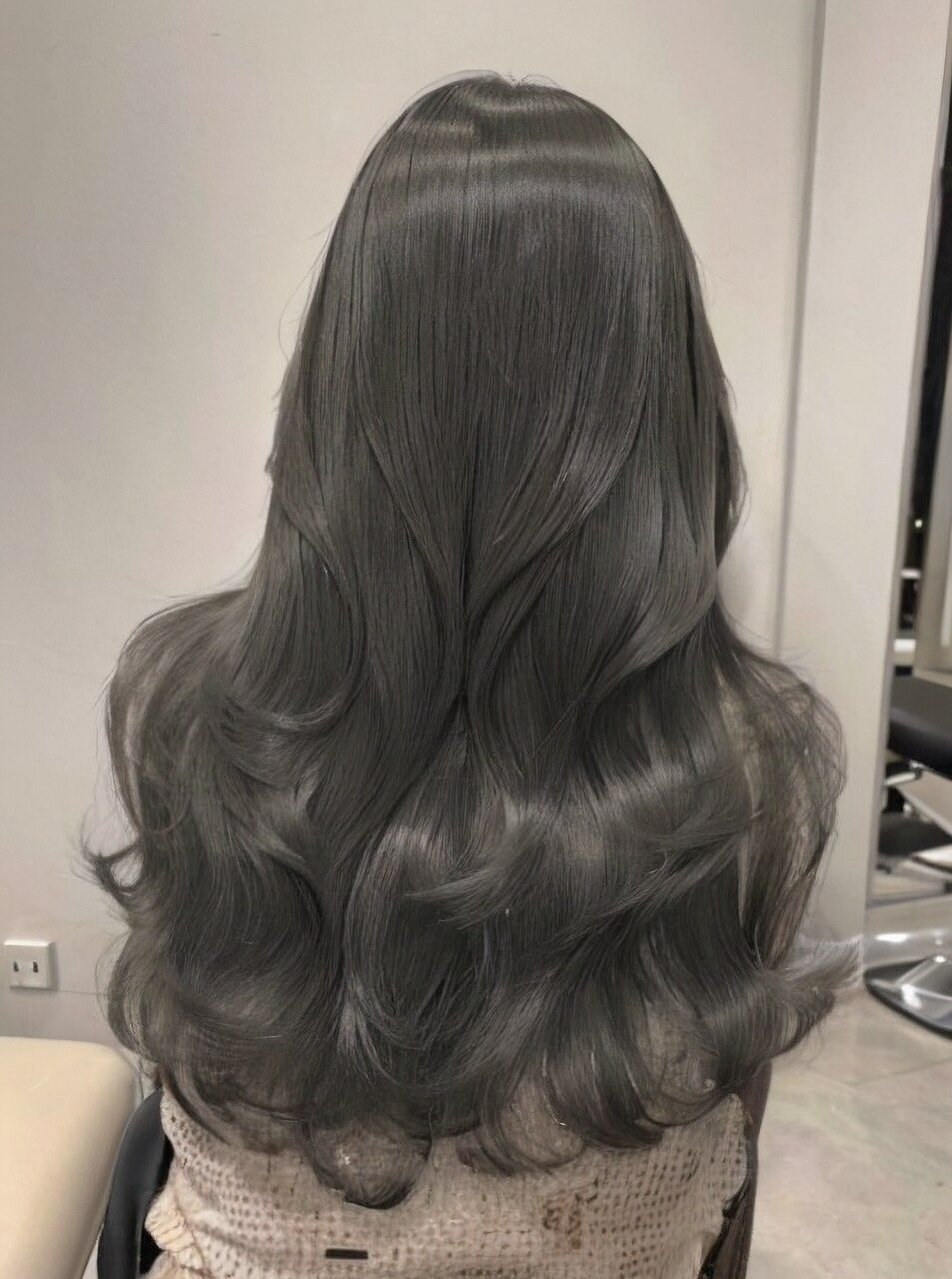 2025年秋】スロウカラーの髪型・ヘアアレンジ｜人気順