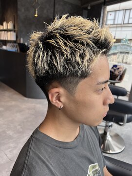 スナッチ(snatched) スパイキーショート