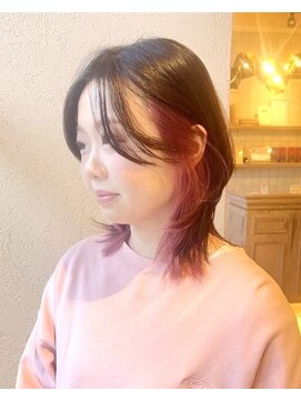 アイラス(I'LAS) 【Aya】インナーカラー/ピンクカラー/ミディアム