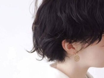 フィーカ(Fika)の写真/《ゆったり空間×マンツーマン》スタイリングが楽になるパーマが大人気♪髪に優しい薬剤で施術します。
