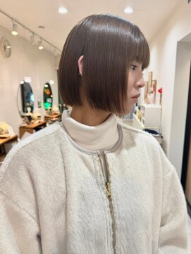 ボブ/ショートヘア/ハイトーン/ブリーチ/韓国/船橋/京成船橋