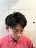 レイヤーアップバングメンズ短髪20代30代ツーブロ爽やか短髪眉毛