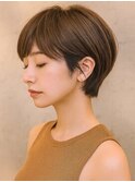 美シルエット襟足すっきり耳かけショート垢抜け感大人女子