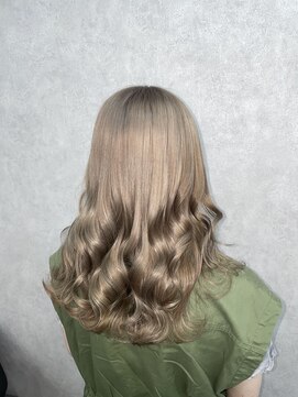 アン ブリーチ 大宮駅東口店(UN BLEACH) ブリーチ1回ミルクティーグレージュカラー♪♪