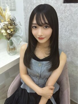 ラビス(Lovis) ミディアム/暗めカラー/デザインカラー/フェイスフレーミング