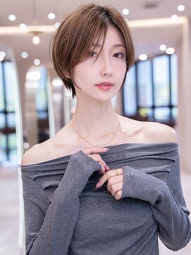 イルハバナ 渋谷(ill HAVANA) ショートヘア　小顔　オリーブグレー　大人可愛い　20代30代