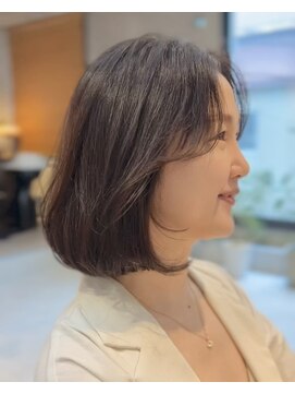 ウチコ 平尾店(u.chi.ko_si) 若見えボブと白髪ぼかし