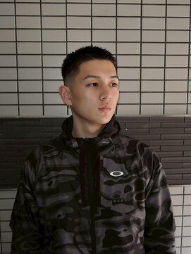 ウェルネス(Wellness) ボウズフェード/メンズカット