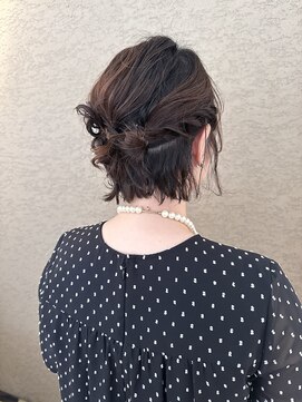 ビファインべクス(Befine becs) ［ヘアアレンジ］ボブでも出来るアップセット♪