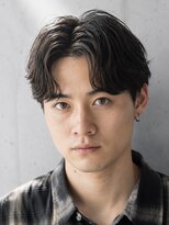 ゼンコー アオヤマ(ZENKO Aoyama)&nbsp;ニュアンスフェザー毛流れシャドウセンターパートメンズパーマ