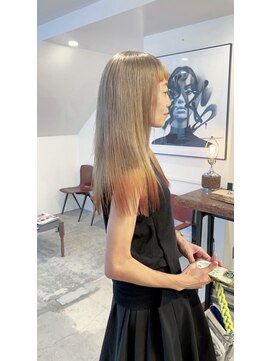 アンバー(AMBER) グラデーションカラー